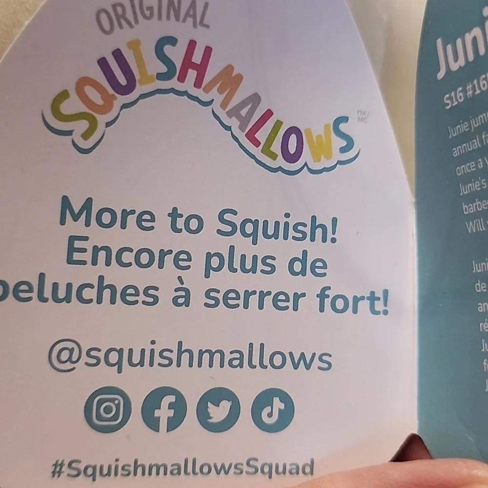 SQUISHMALLOWS "JUNIE" - Picture 8 of 9